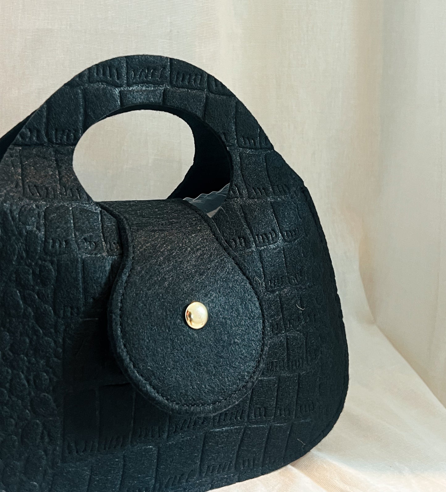 Serena Black Handbag