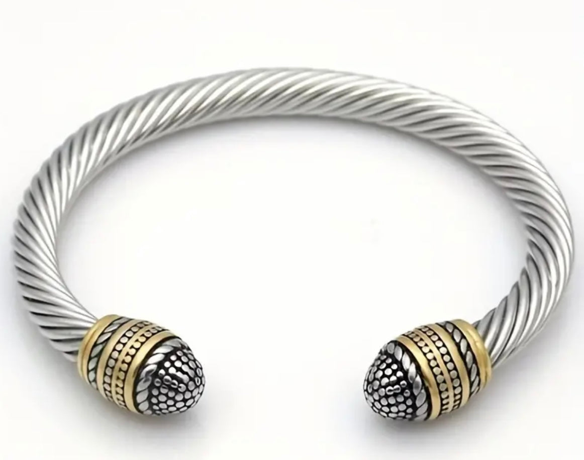 Ambar Silver Bangle